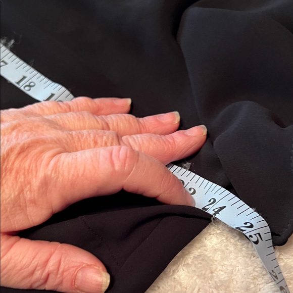 Chic Black V-Neck Midi Dress - Picture 8 of 10